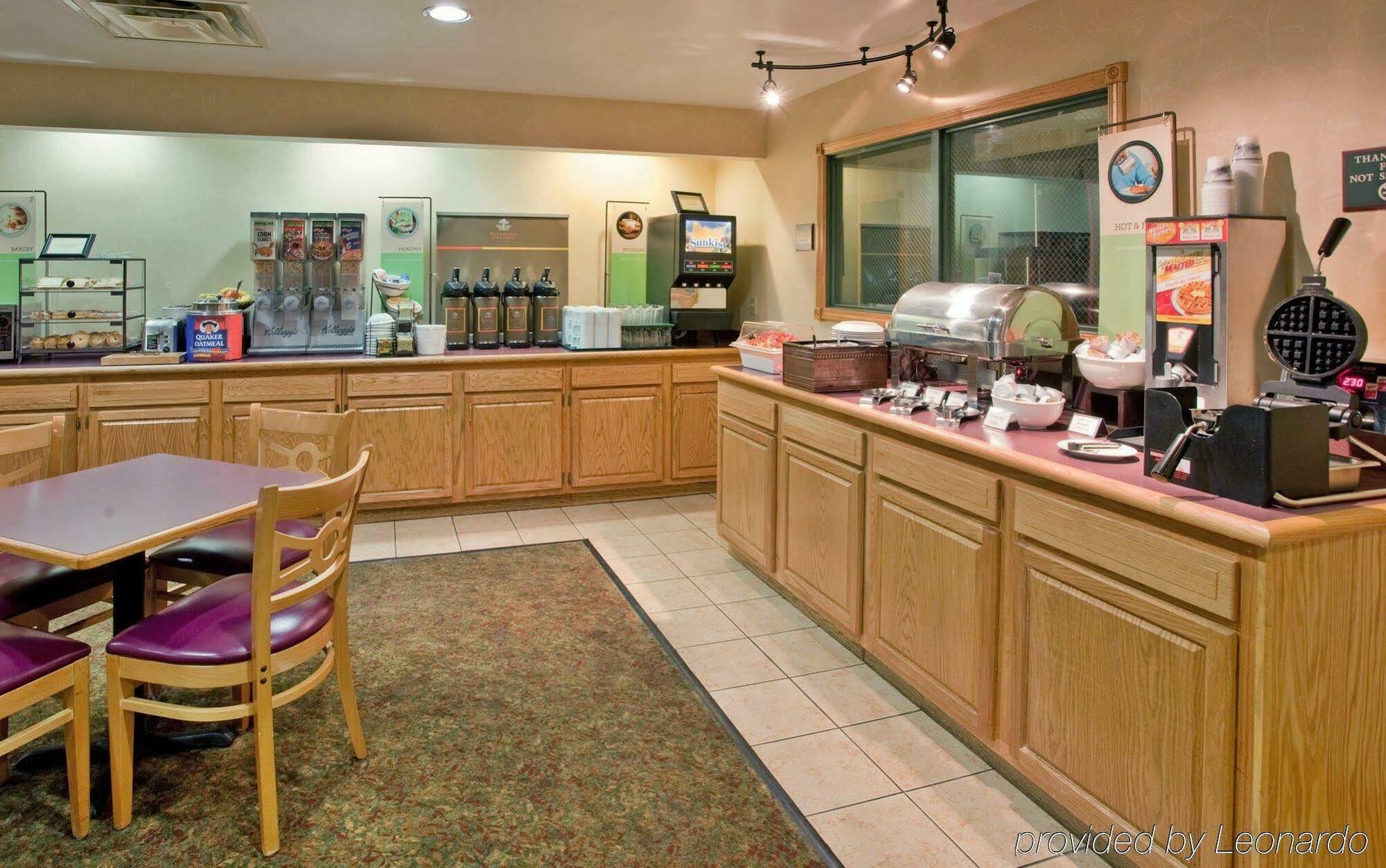 Country Inn & Suites By Radisson, Louisville East, Ky Eksteriør billede